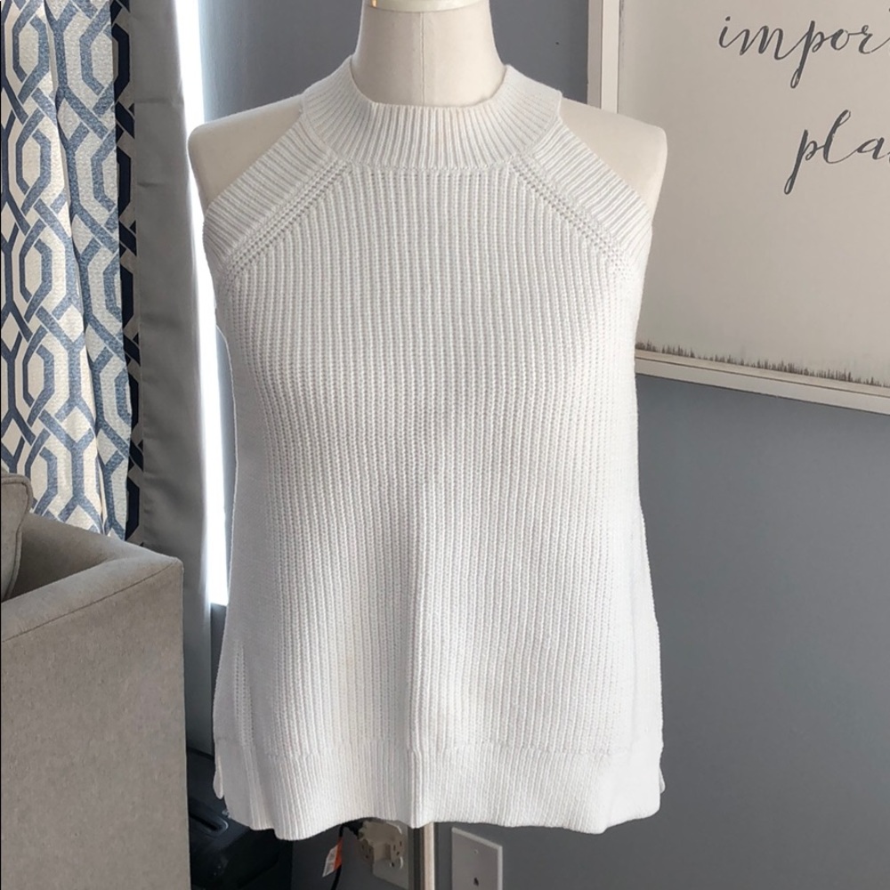 Halter sweater
